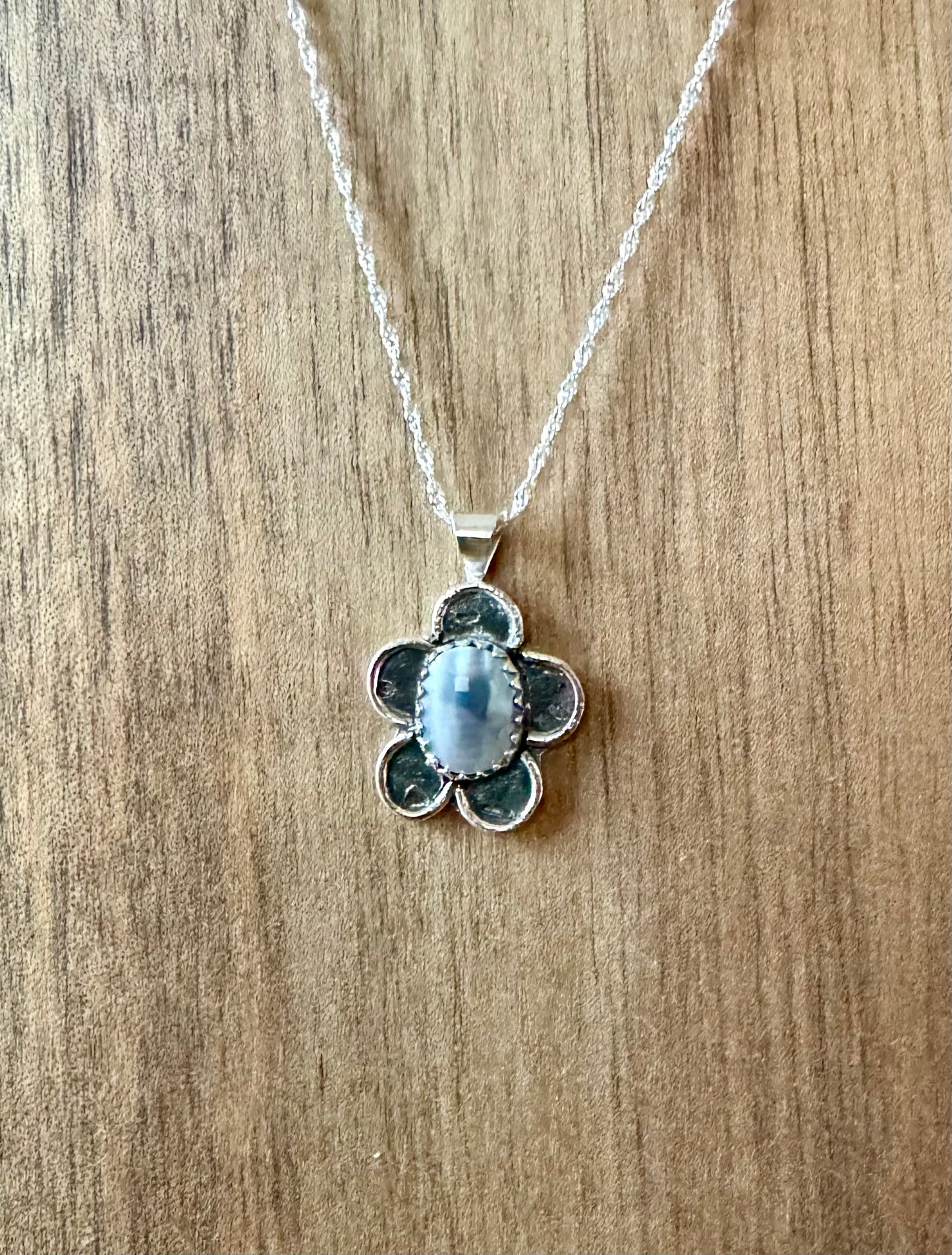 Abalone shell flower necklace