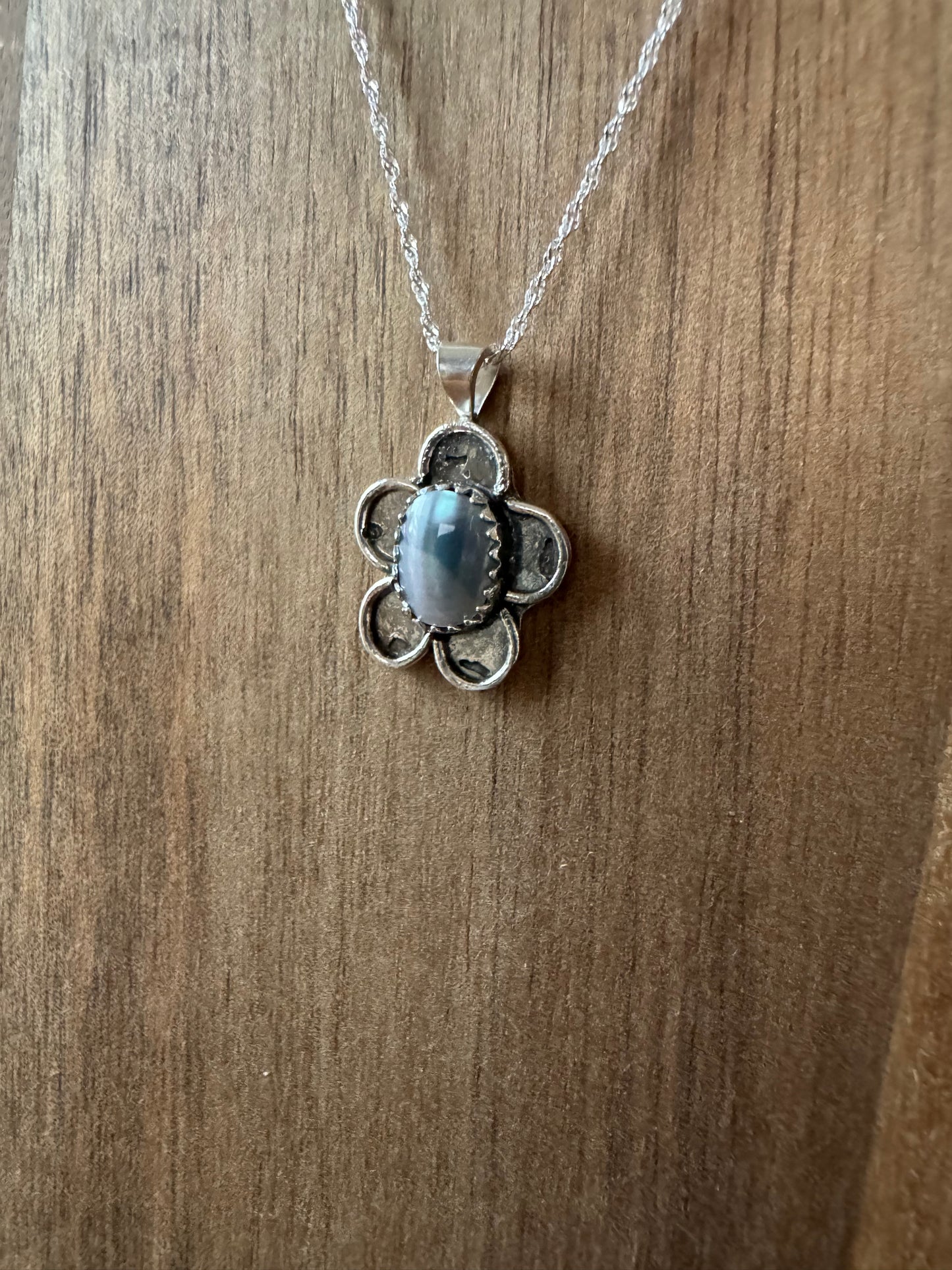 Abalone shell flower necklace